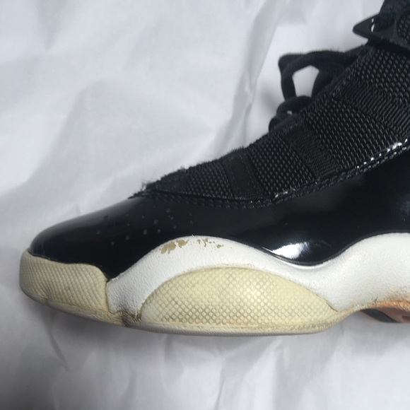 Jordan’s little boys shoes - Picture 2 of 8